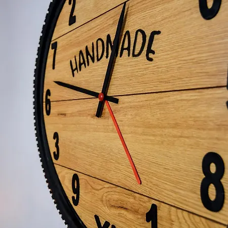 Handmade - Βάρνα