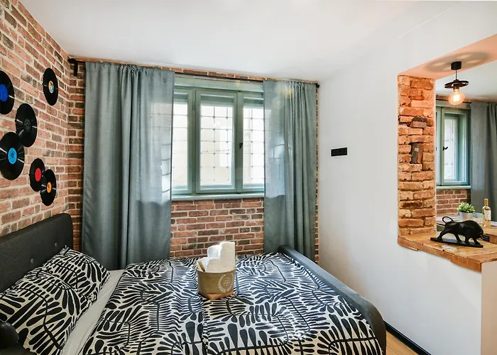 Lejlighed Handmade - *